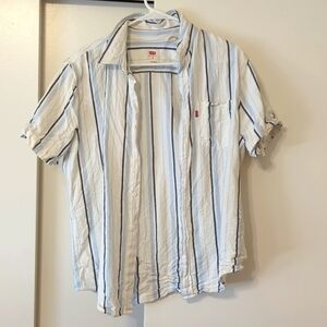 Levi's shirt